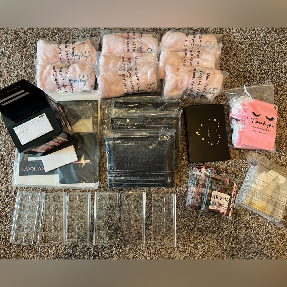 Mary Kay Consultants Party pack! Everything you need to host a party!!!